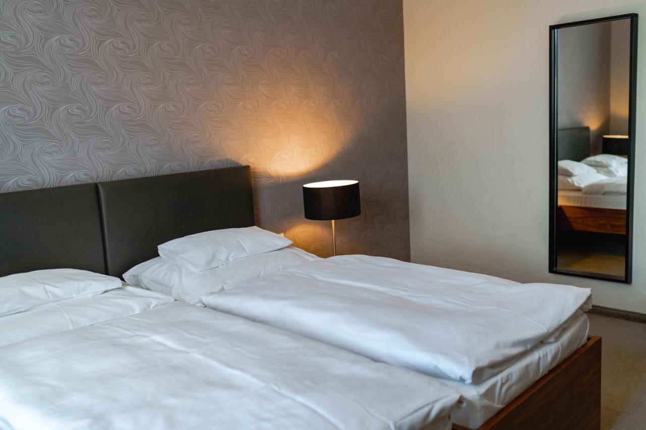 Hotel Vetruse Usti nad Labem Quarto foto